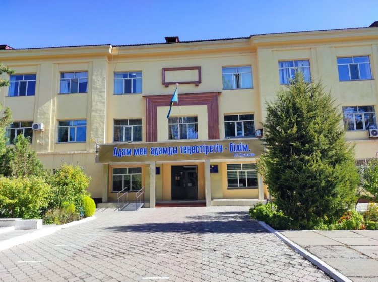 Ө.А. Жолдасбековтың өмірбаяны