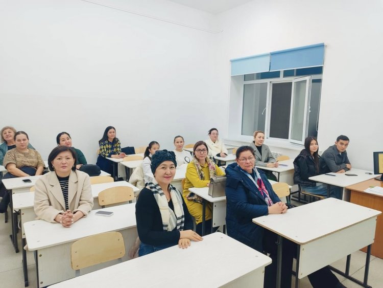 “БАЛА-БІЗДІҢ ЕРТЕҢІМІЗ !”ТАҚЫРЫБЫНДА 1 АУЫСЫМ СЫНЫПТАРЫНЫҢ АТА-АНАЛАР ЖИНАЛЫСЫ