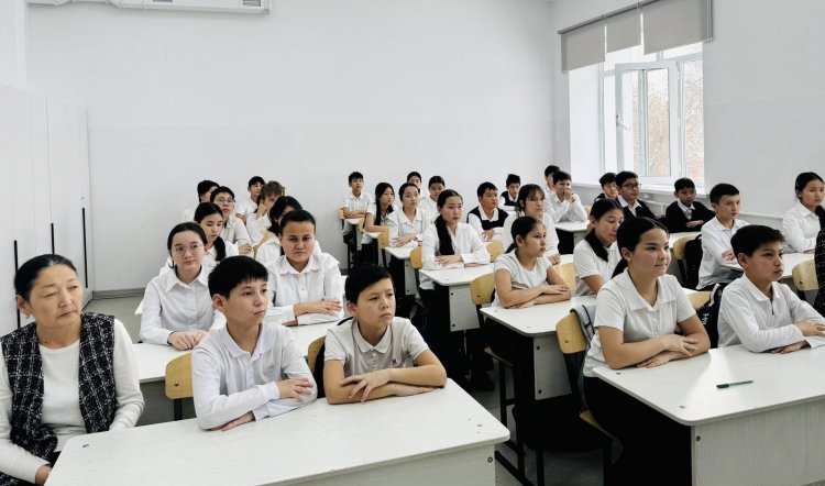 ZOOM ПЛАТФОРМАСЫ АРҚЫЛЫ ЗАҢ ЖӘНЕ ТӘРТІП ІС-ШАРАСЫ