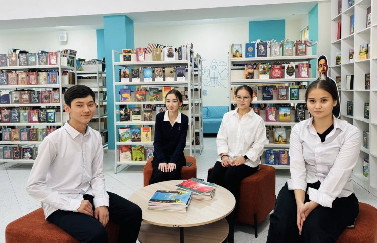 ЛИЦЕЙ ПАРЛАМЕНТІ МЕН “ЖАС ҰЛАН” ҰЙЫМ БЕЛСЕНДІЛЕРІМЕН ЖИНАЛЫС