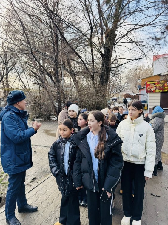 АБАЙЛАҢЫЗ,БАЛАЛАР !